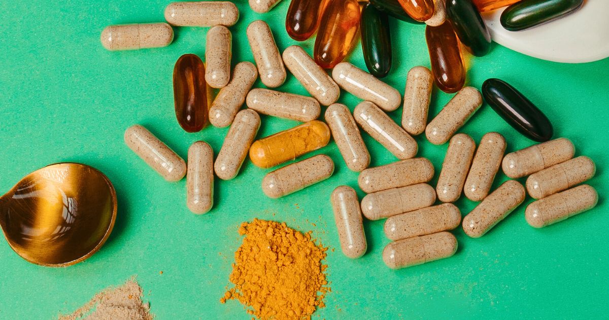 Best Herbal Capsules for Digestion, Detox, and Gut Balance